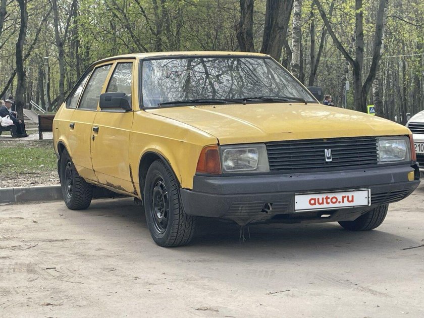 Москвич 2141 желтый