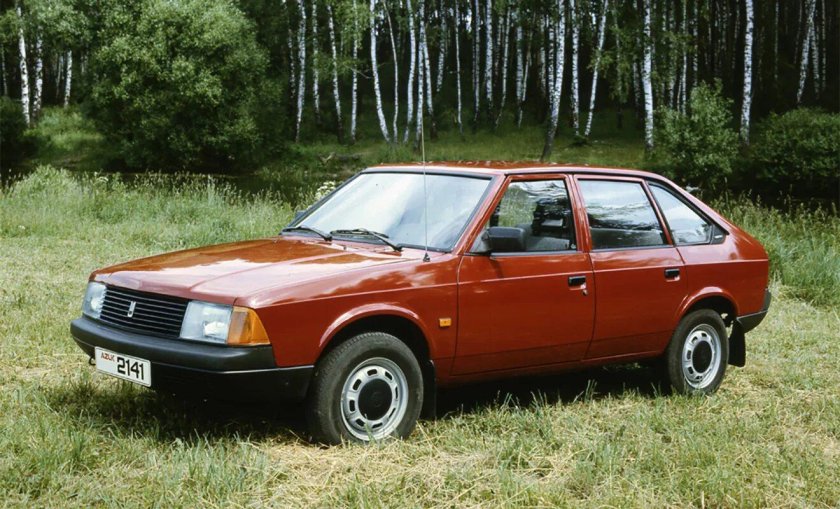 Автомобиль москвич 2141