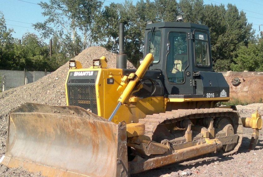 Бульдозер Shantui sd16