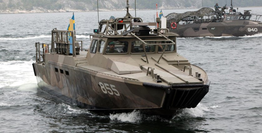 Шведский штурмовой катер cb90