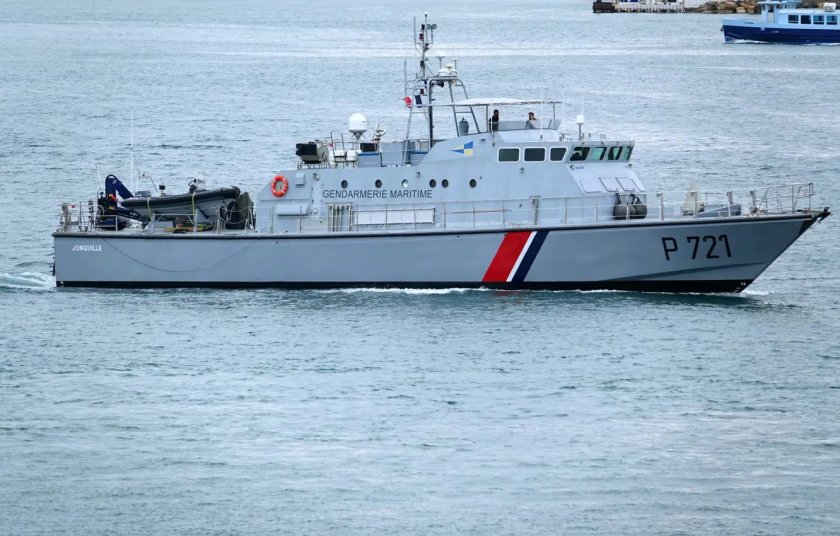 Китайский катер береговой охраны Ягуар