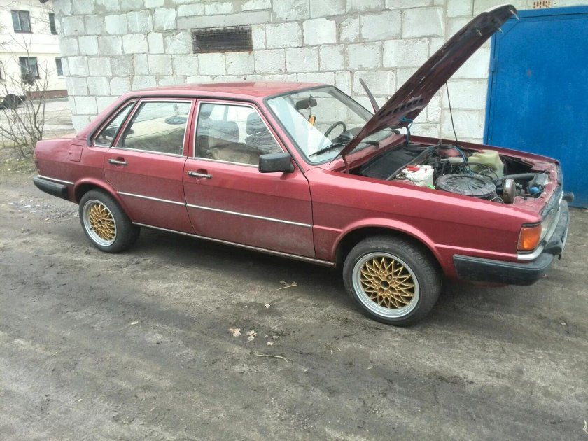 Audi 80 b2 1983