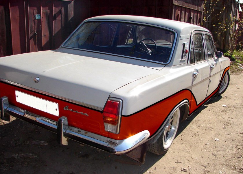 ГАЗ 2410 Волга красная