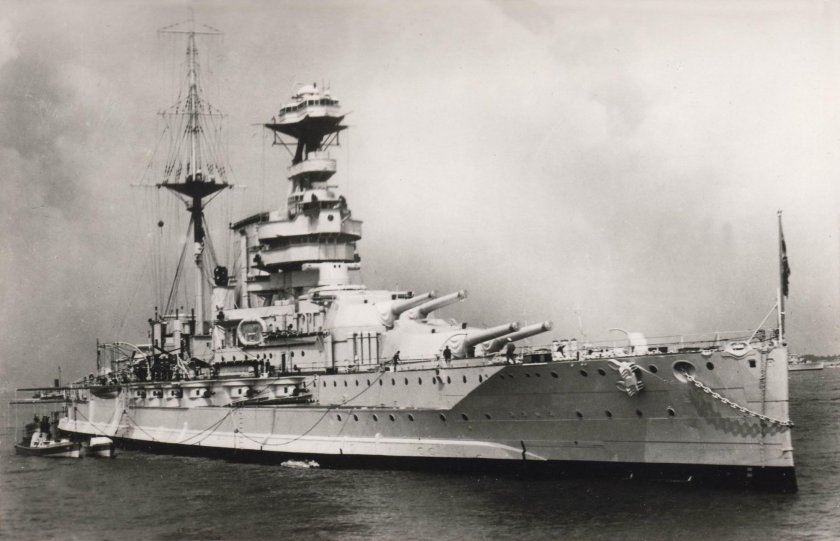 HMS Queen Elizabeth линкор