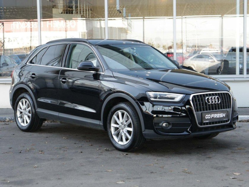 Ауди q3 i 2.0 АМТ (170 Л.С.) Б/У черный