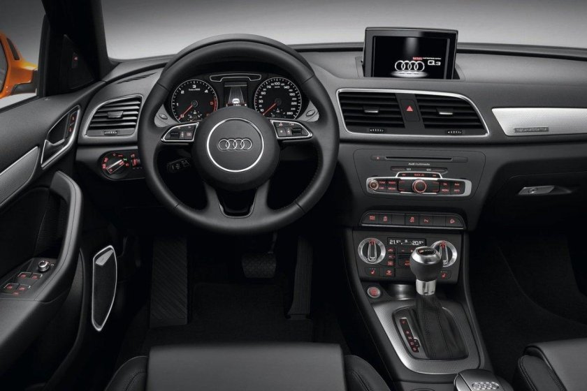 Audi q3 2012 Interior