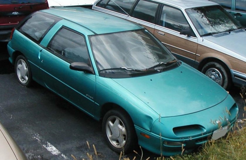 Шевроле Гео шторм 1993