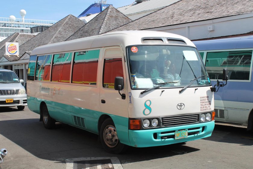 Toyota Coaster 2000