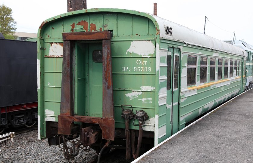 Эр2 головной вагон