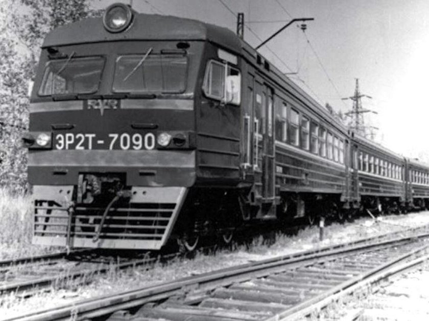 Эр2т электропоезд