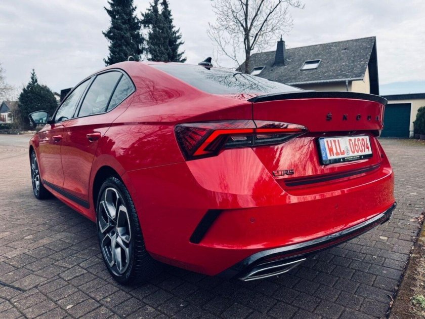 Шкода октавия рс 2021