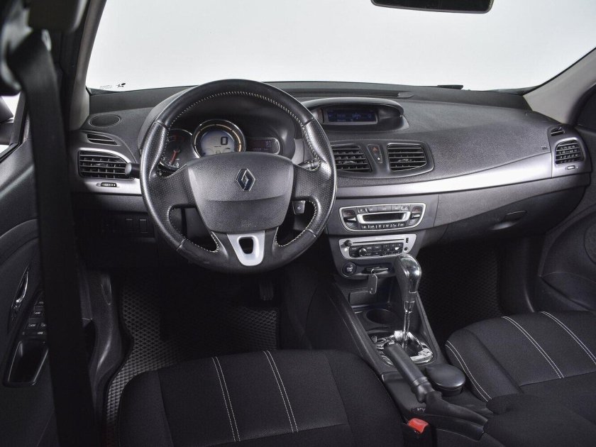 Renault Megane 3 салон