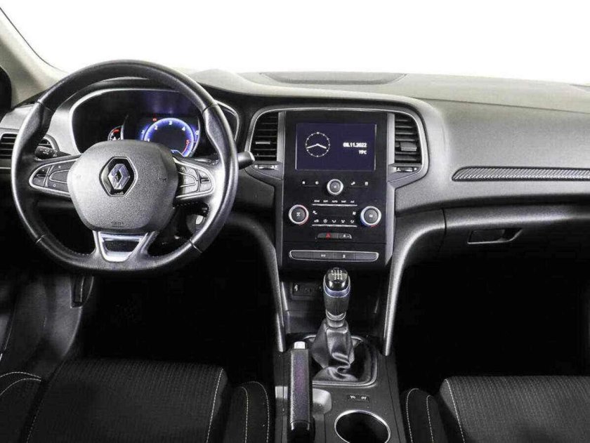 Меган 4 универсал