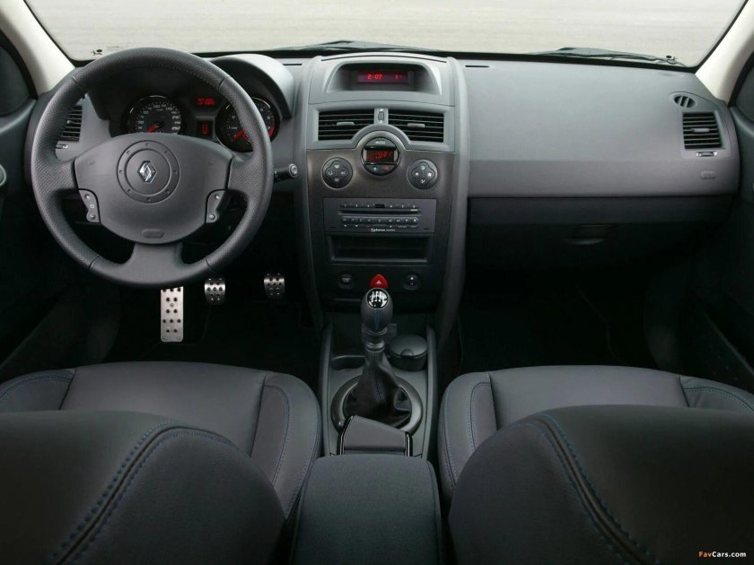 Рено Меган 2008 салон