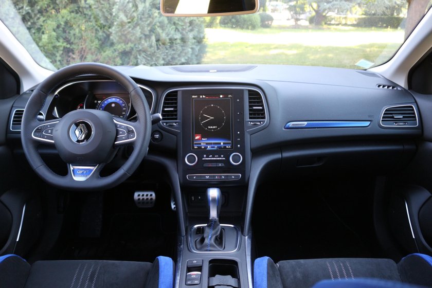 Рено Меган 4 салон