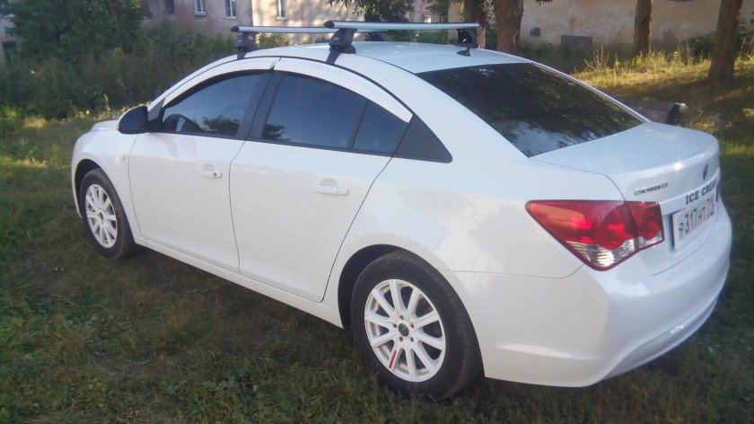 Багажник Chevrolet Cruze седан