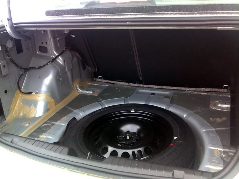 Шевроле Круз хэтчбек пол багажника