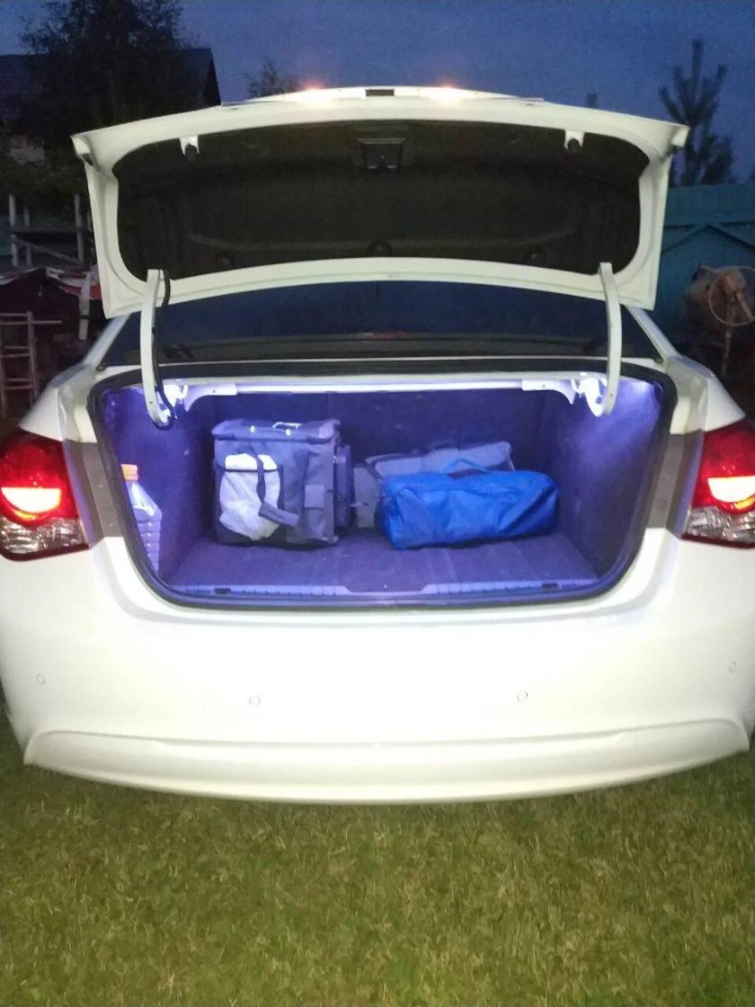 Багажник Шевроле Круз седан