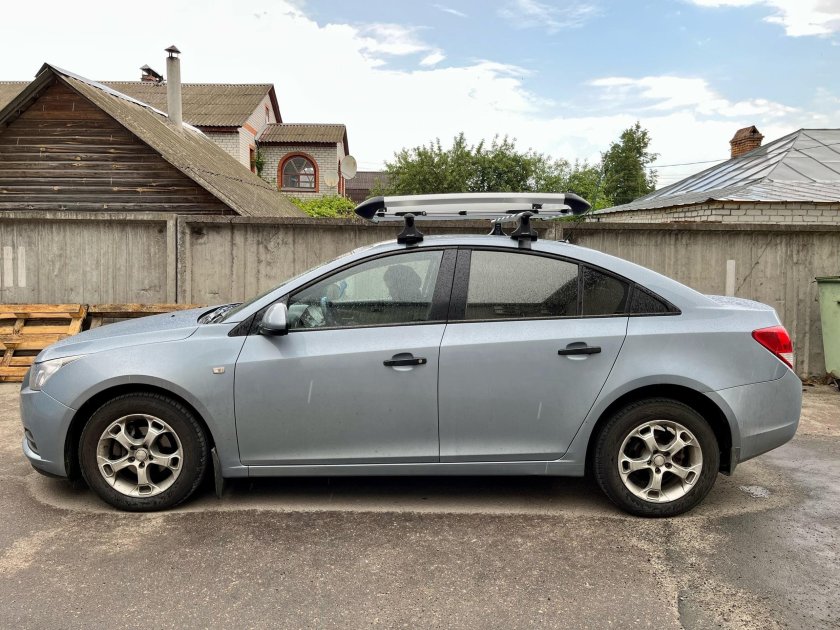 Багажник на крышу Шевроле Круз