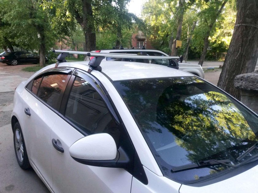 Багажник Lux на Chevrolet Cruze