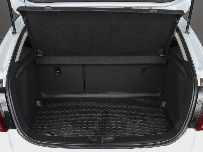 Peugeot 308 багажник