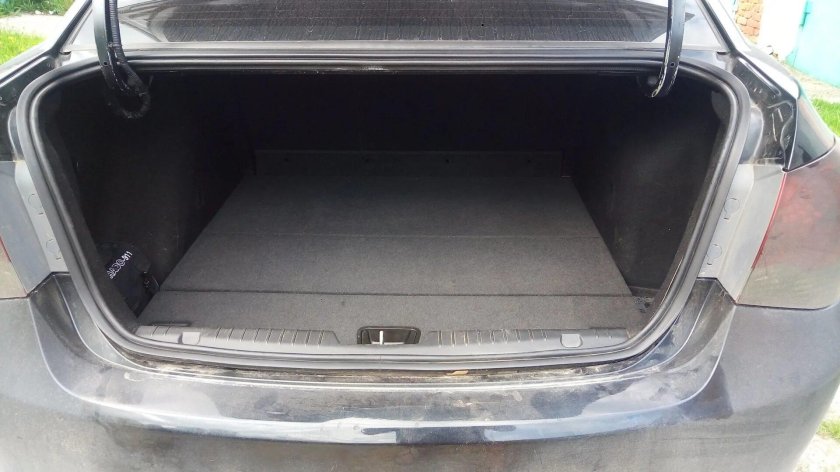 Volvo s60 3g ниша багажника