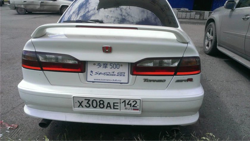 Задние фары Хонда Торнео