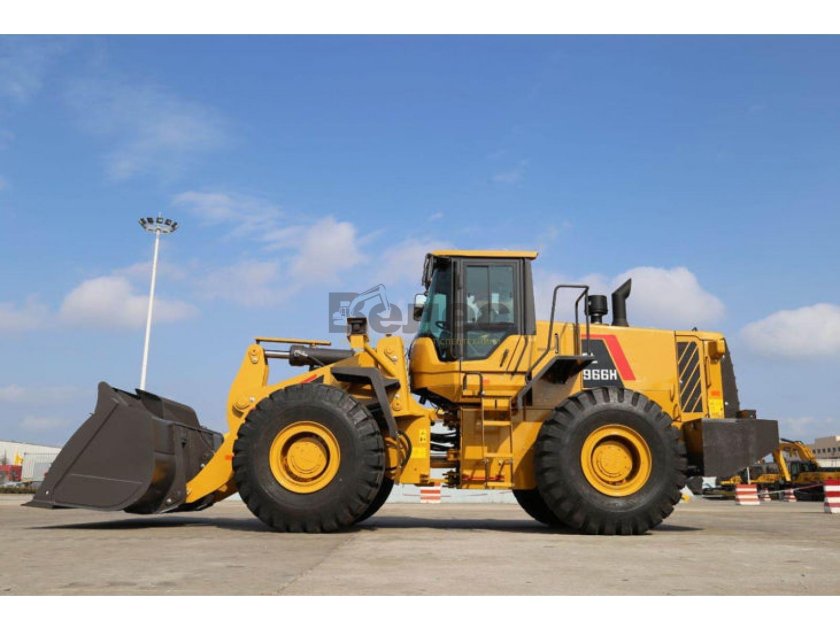 Погрузчик фронтальный Ловол 966