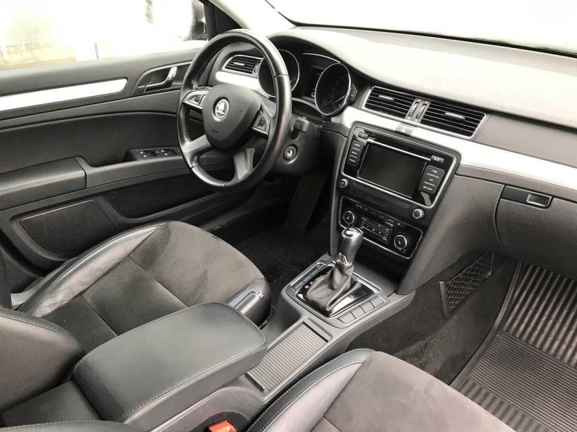 Шкода Суперб 2