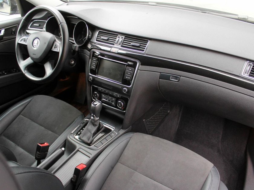 Шкода суперб 2012 салон