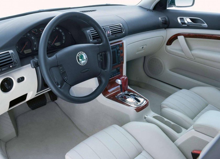 Шкода Суперб 1