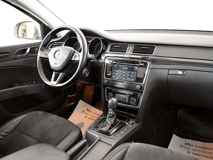 Шкода Суперб 2 салон