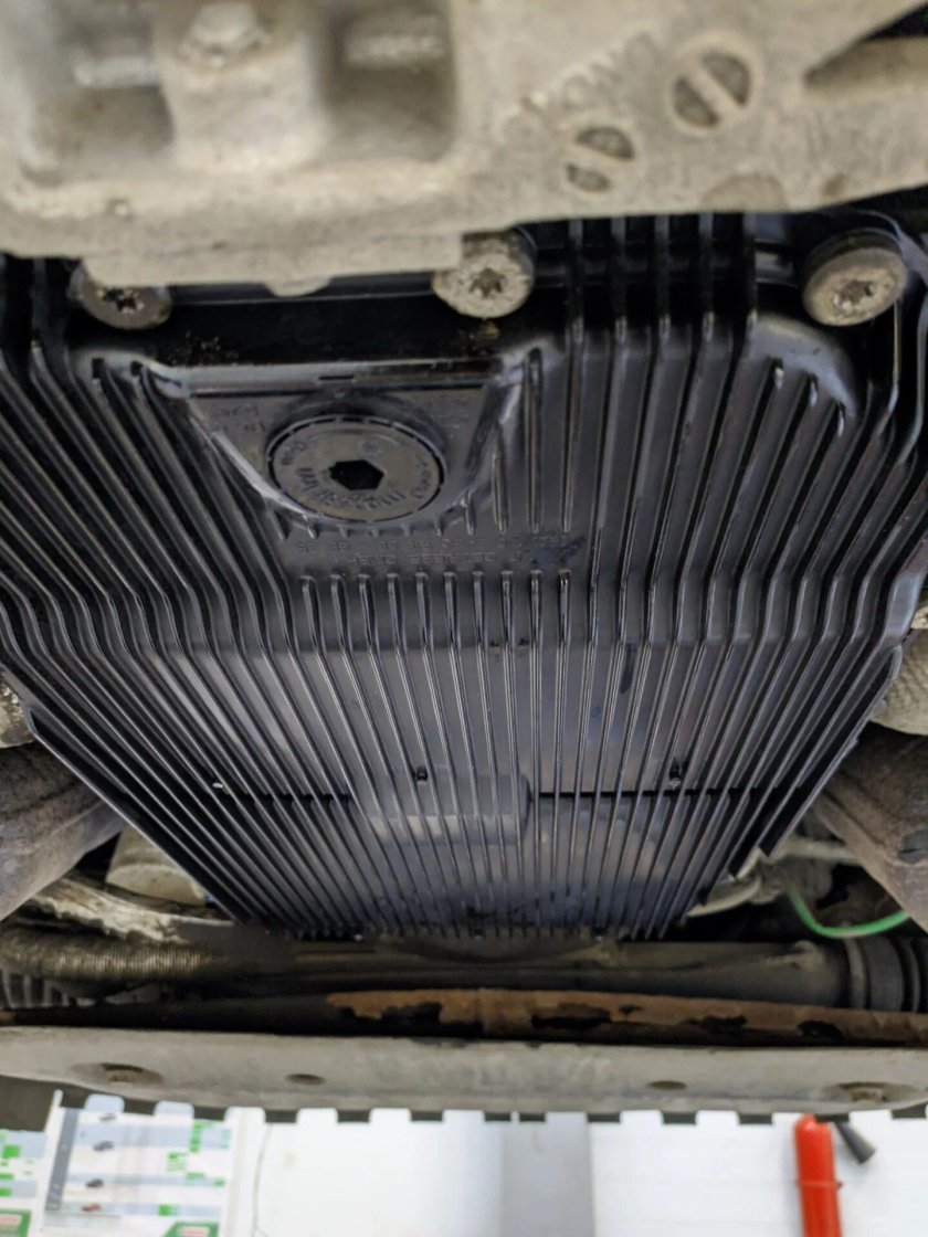 Фильтр в поддоне Приора