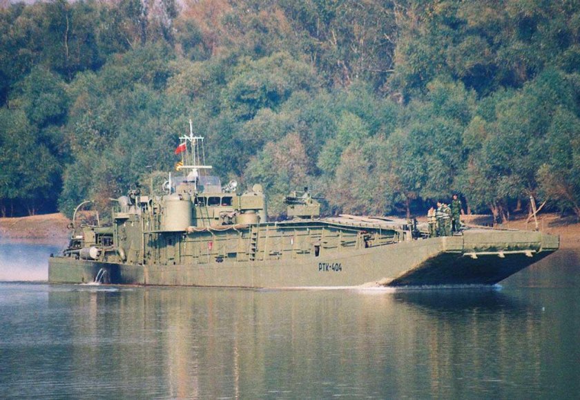 Быстроходная десантная баржа MFP (Marinefährprahm)