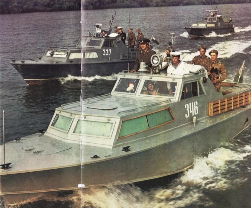 Катер Аист проект 1398