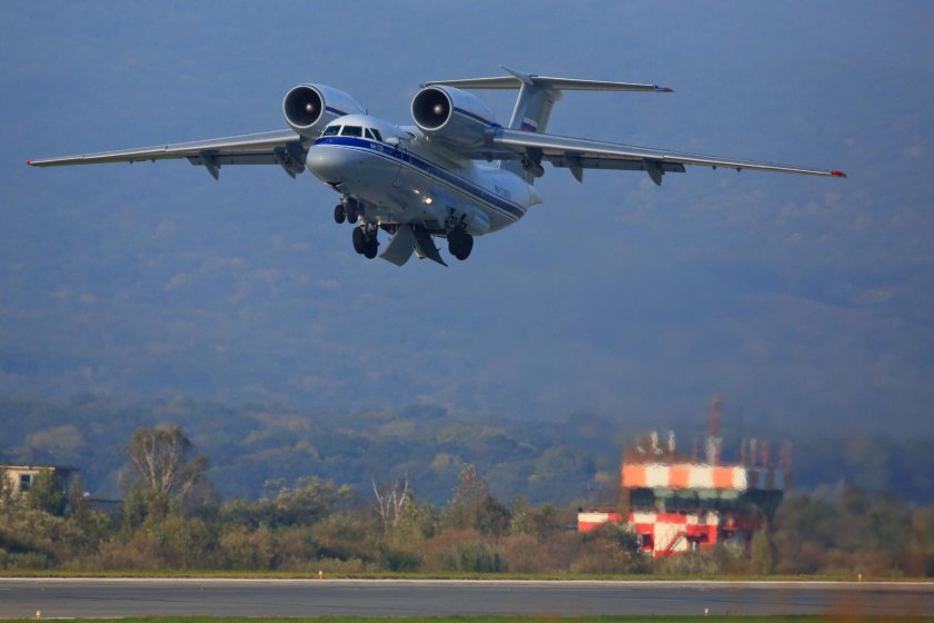 АН 72 Чебурашка