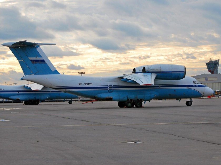 АН 72 Чебурашка