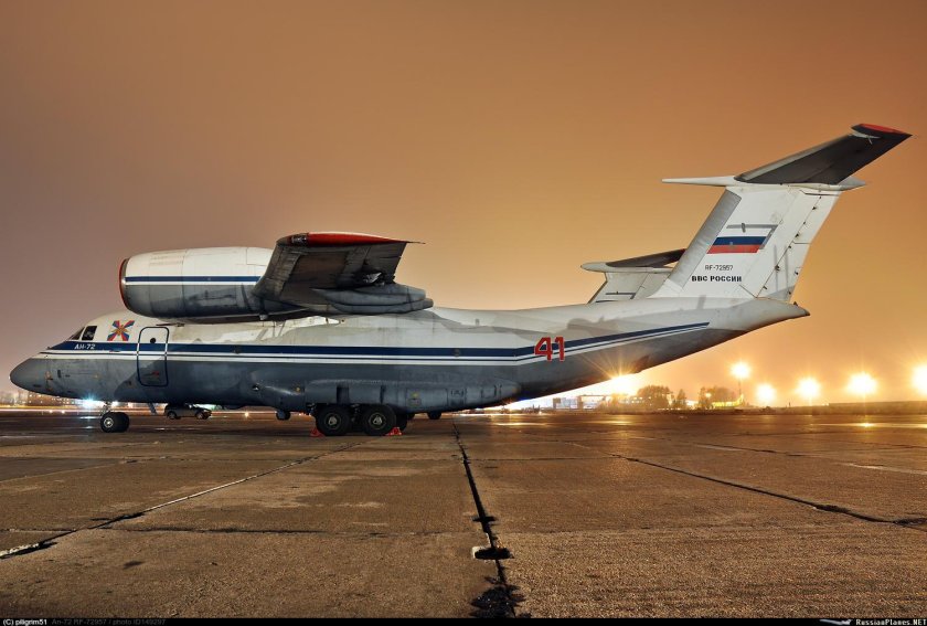 Самолет АН 72