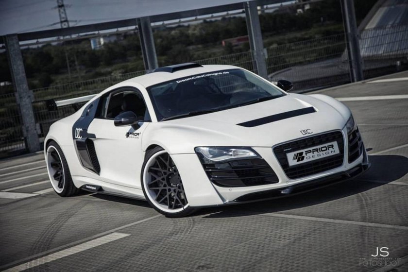 Audi r8 белая