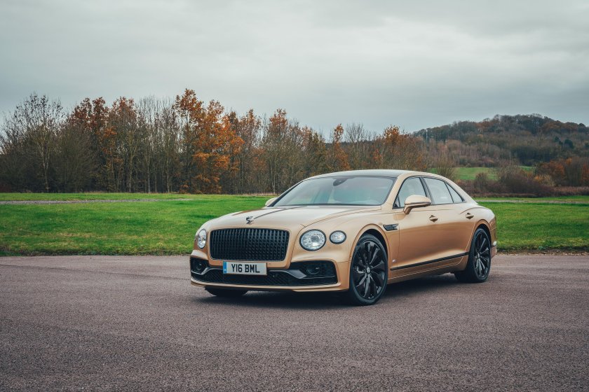 Bentley flying spur v8 2020