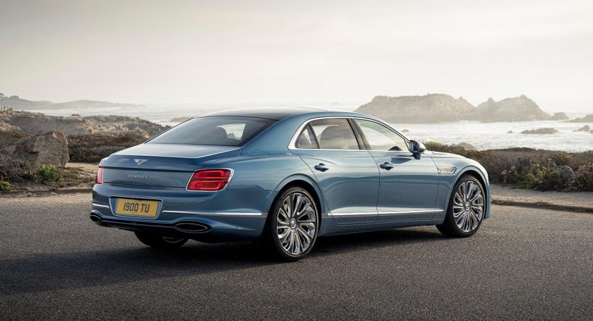 Bentley Flying Spur 2022