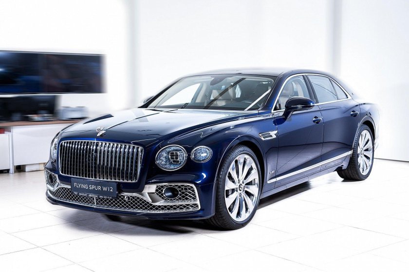 Bentley Flying Spur w12