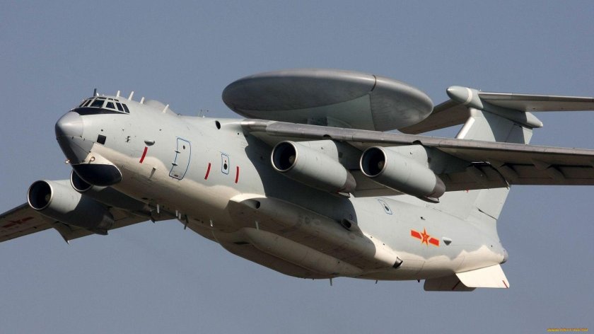 Самолет ДРЛО KJ-2000