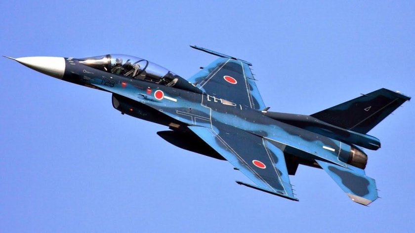 Японский истребитель Mitsubishi f2