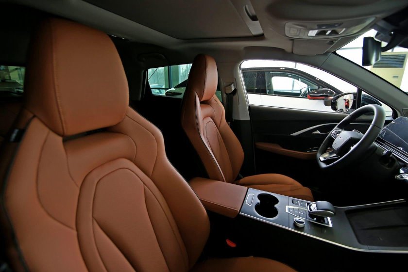 Chery Omoda 5 салон