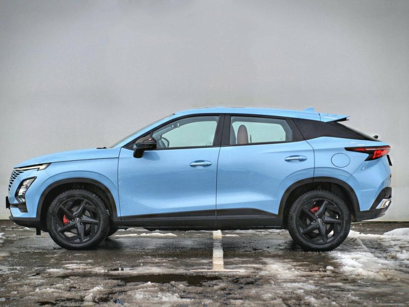 Кроссовер Omoda 5