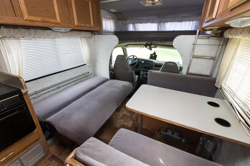 ГАЗ 3302 автодом