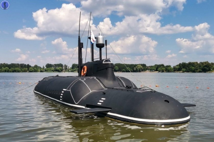 Подводная лодка пиранья