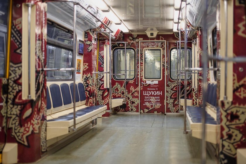 Вагон метро Александринский театр