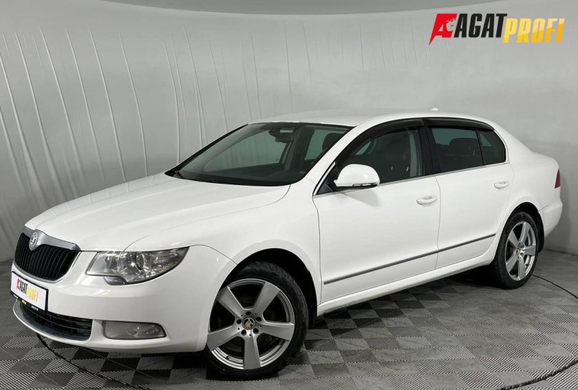 Шкода суперб 2012 1.8